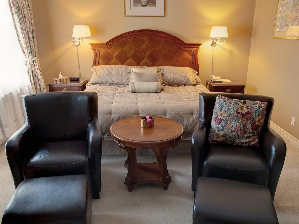 קובורג The Woodlawn Inn מראה חיצוני תמונה