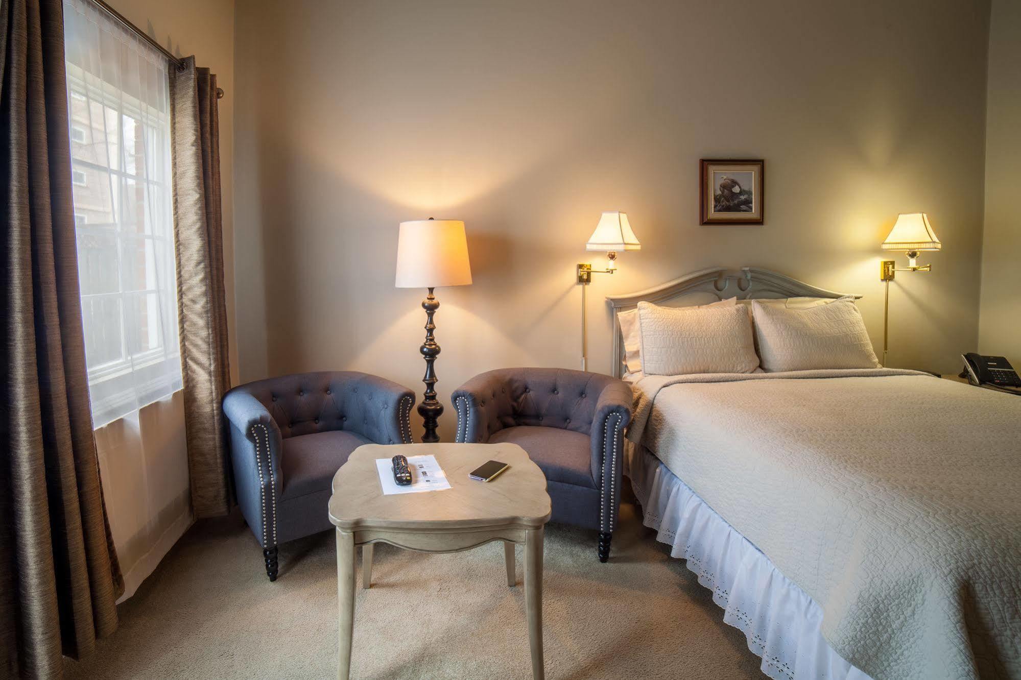 קובורג The Woodlawn Inn מראה חיצוני תמונה
